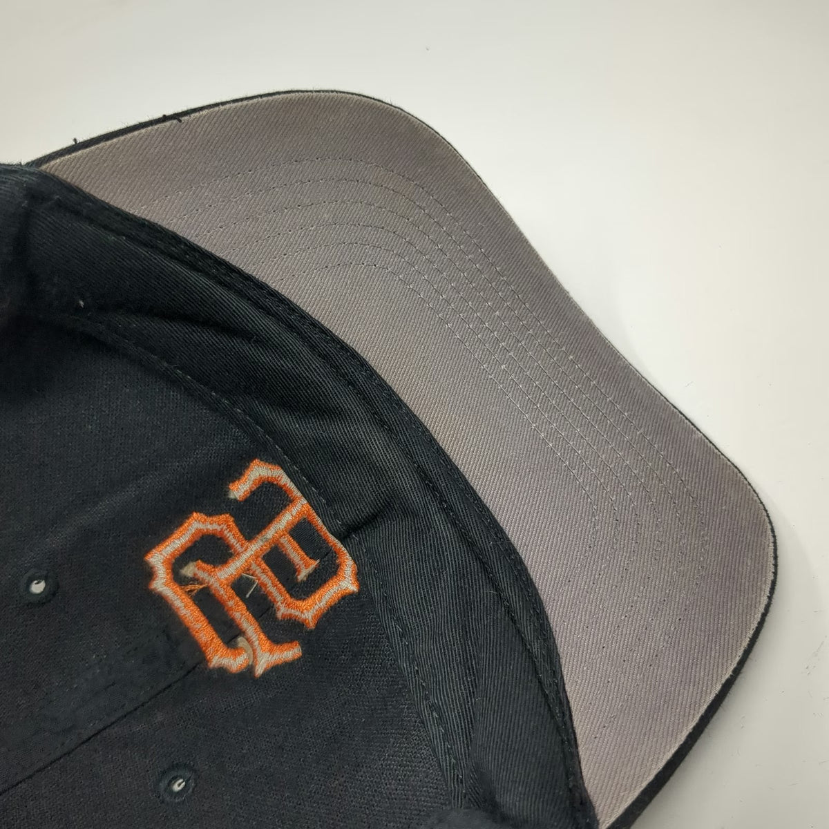 San Francisco Giants MLB Twins Enterprise Snapback Hat Black M Gray Under Brim