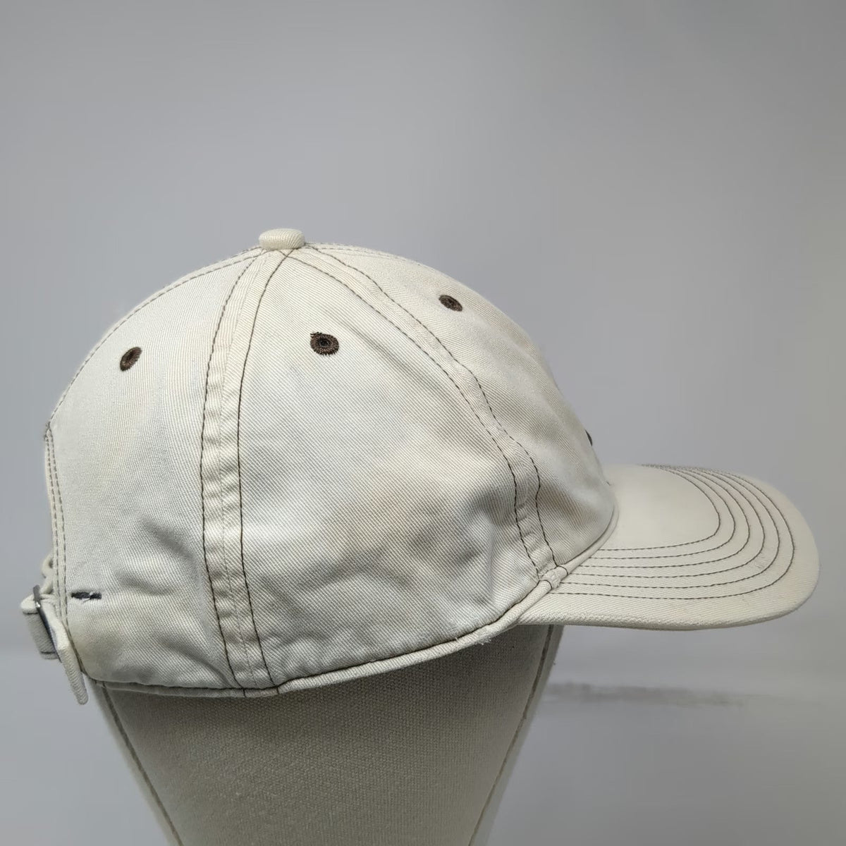 Nike Baseball Cap White Black Contrast Stitching Adjustable Strap Hat Vintage