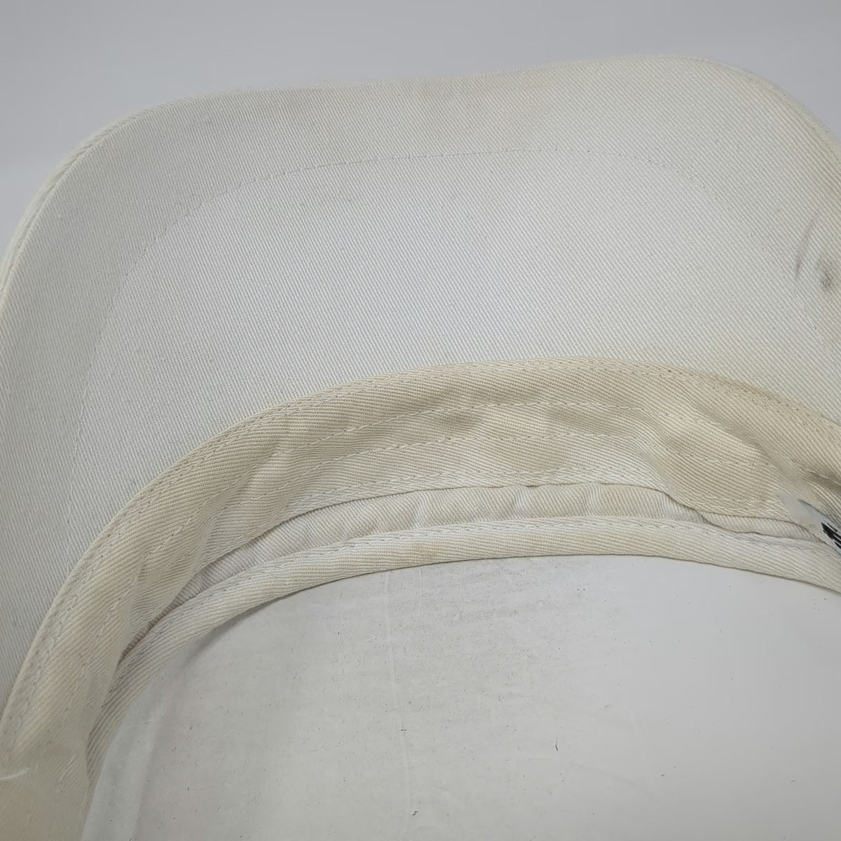 PING Golf Visor Hat White One Size Made in USA Black Side Embroidery Adjustable