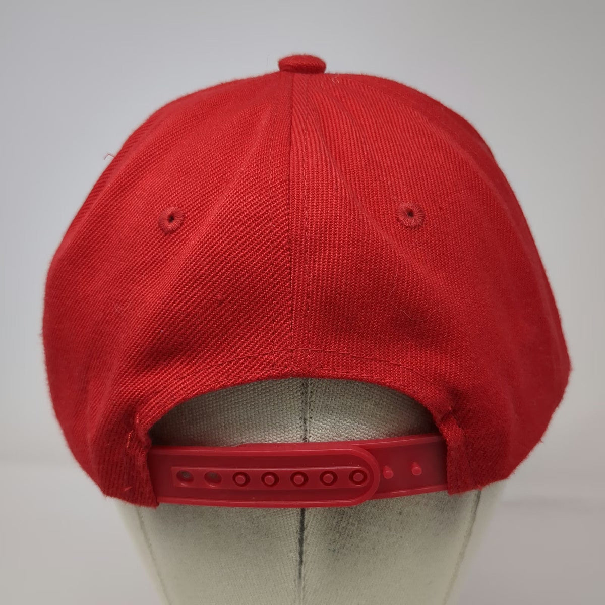 Six Flags Snapback Hat Red OSFM The Flash DC Comics Lightning Bolt Adjustable