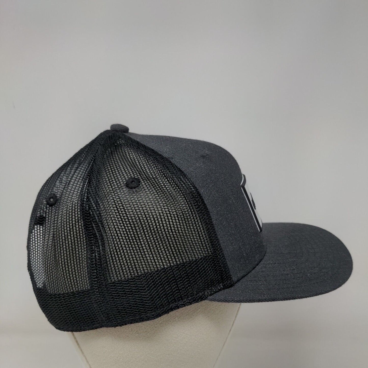 On Swann Snapback Mesh Back Trucker Hat Gray One Size Branded Bills