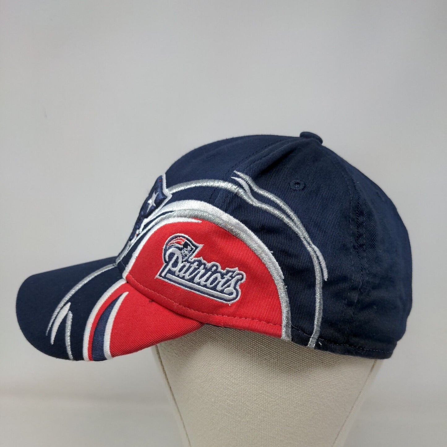 Reebok Men's Fitted Hat Blue L-XL Embroidered New England Patriots Logo NFL