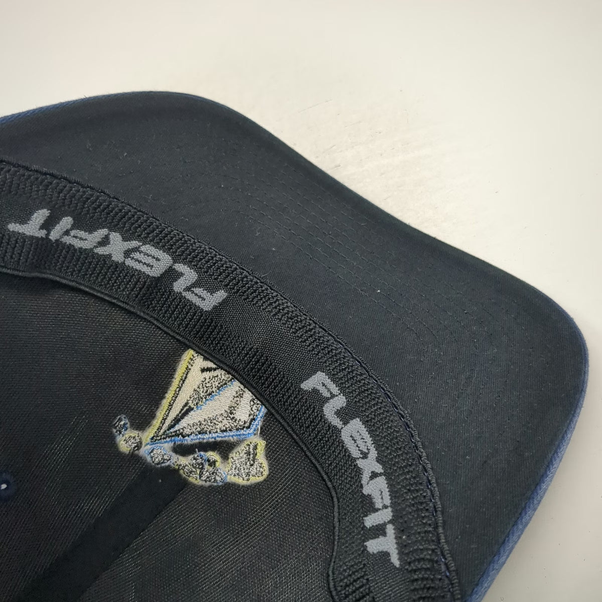 Volcom Baseball Cap Blue M Hawaii Stone Logo Flexfit Hat Embroidered Islands