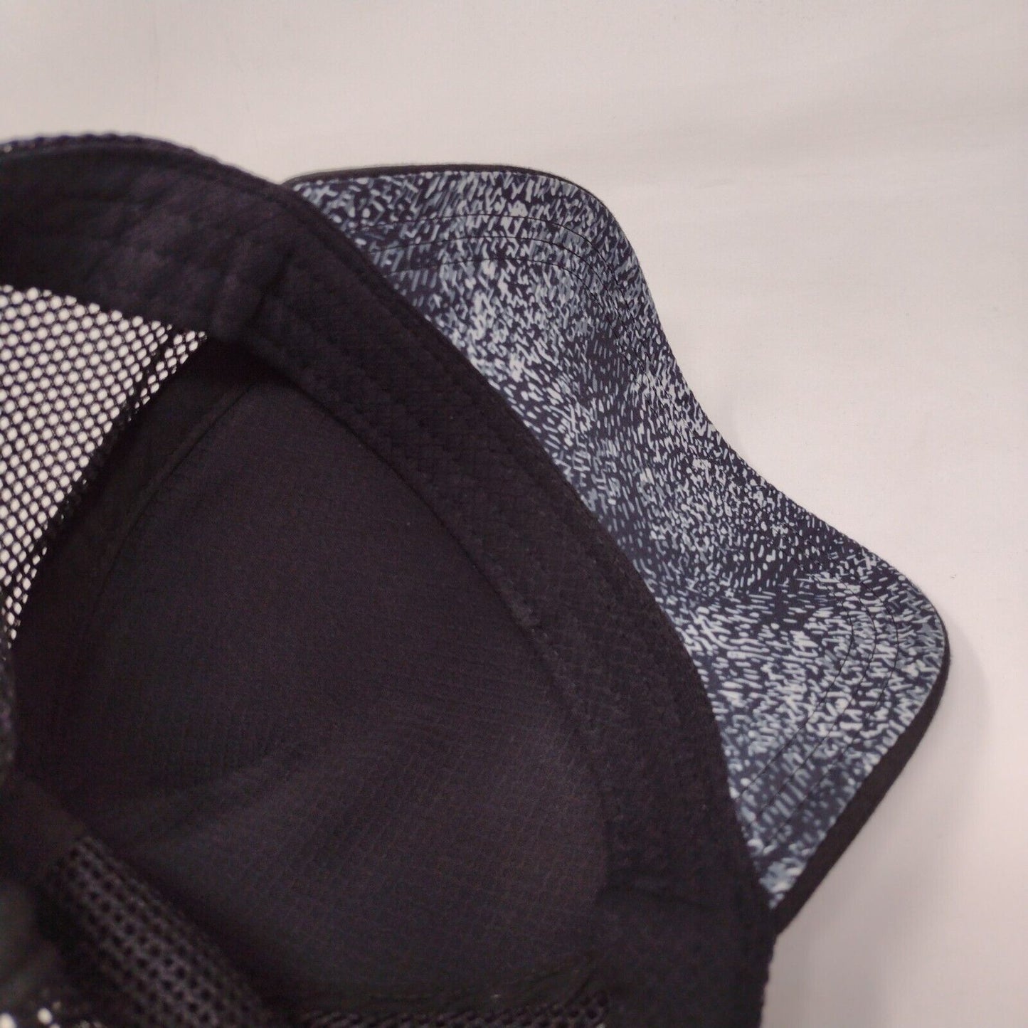 Gaiam Snapback Trucker Hat Black One Size Adjustable Mesh Back Blank