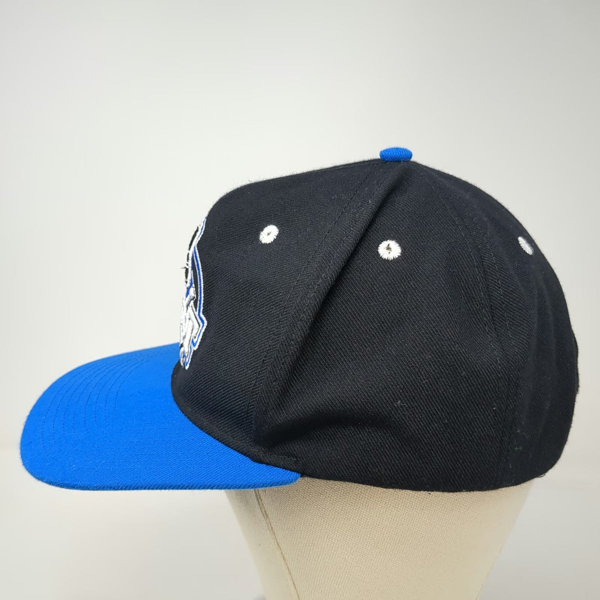 Snapback Black Blue One Size The Beanpot Hockey Tournament Flat Brim Hat Sports