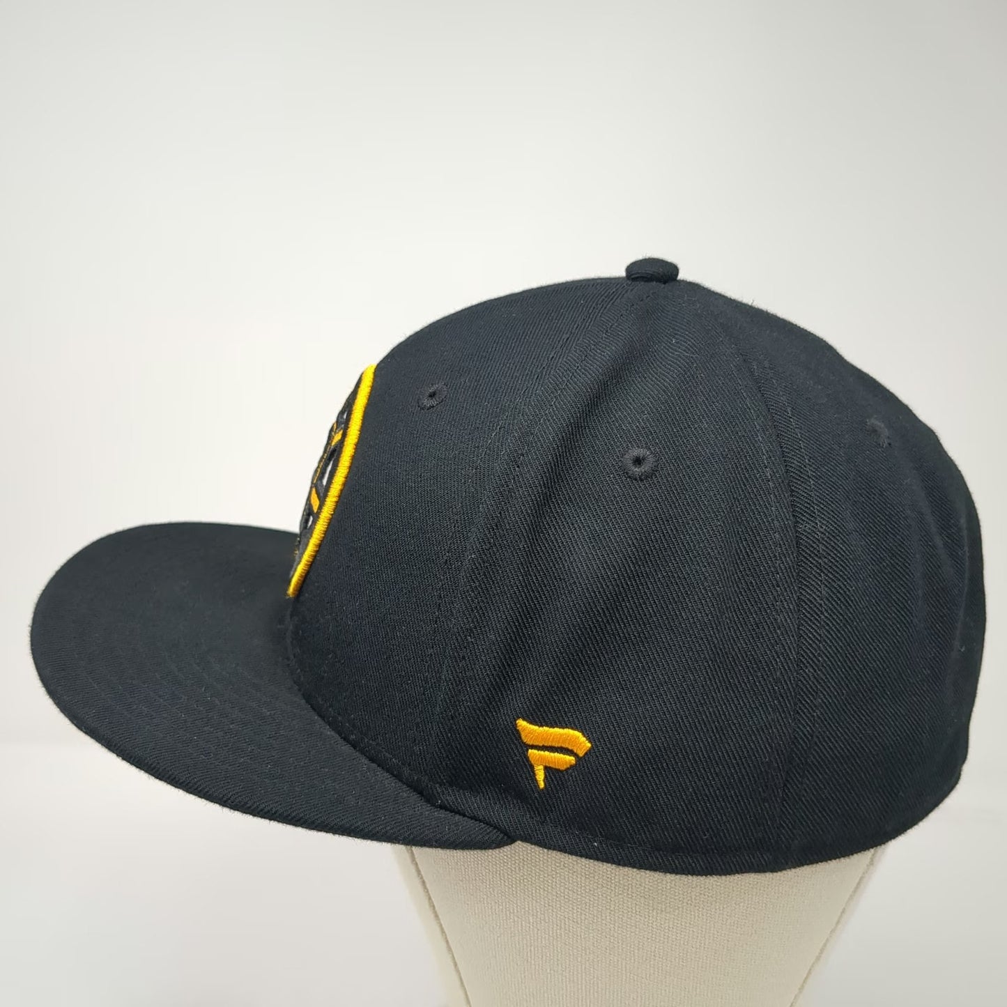 Fanatics Boston Bruins NHL Cap Black 7 1/2 Fitted Embroidered Logo Flat Brim Hat