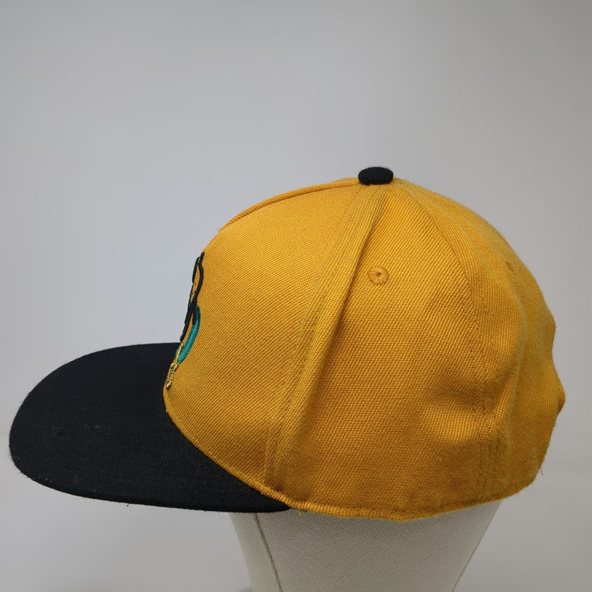 Scooby-Doo 5 Panel Brown One Size Hat Snapback Embroidered Character Graphic