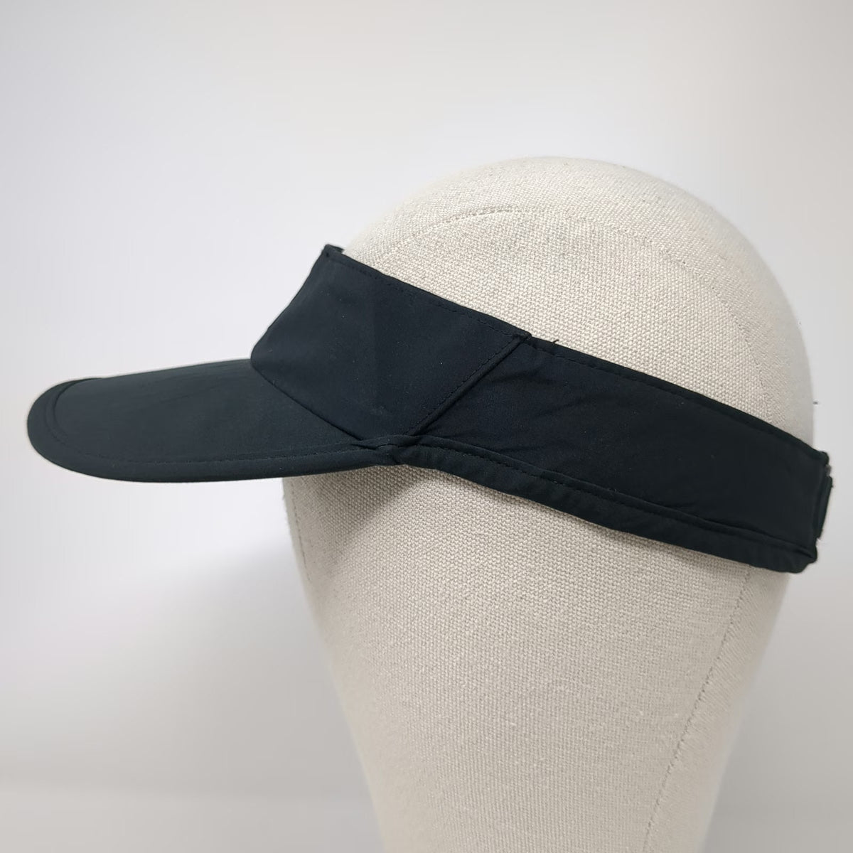 Under Armour Visor Black One Size Adjustable Strapback Silver Logo Running Hat