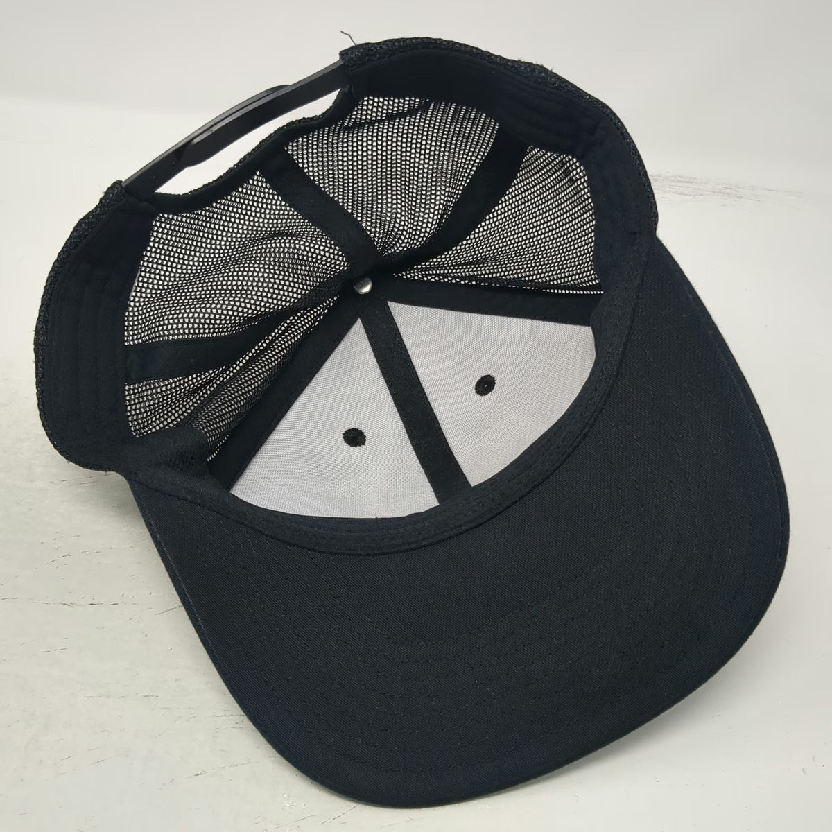 Columbia Baseball Cap Black One Size Snapback Mesh Mountain Shield Patch Hat