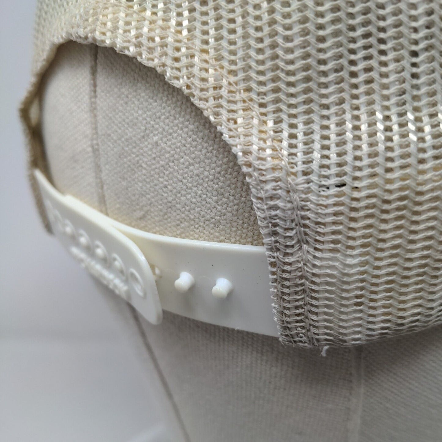 The Hub Snapback Mesh Back Trucker Hat Multi M/L Embroidered Richardson