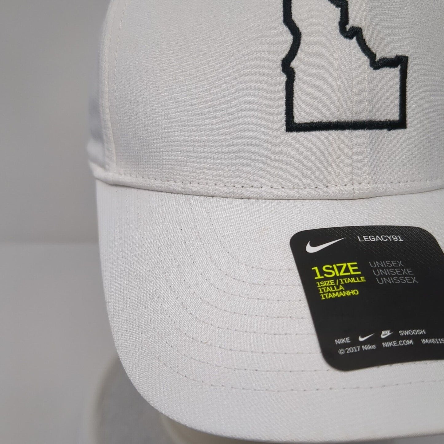 Idaho Strapback Hat White One Size Nike Legacy91 Dri-Fit Red Hawk