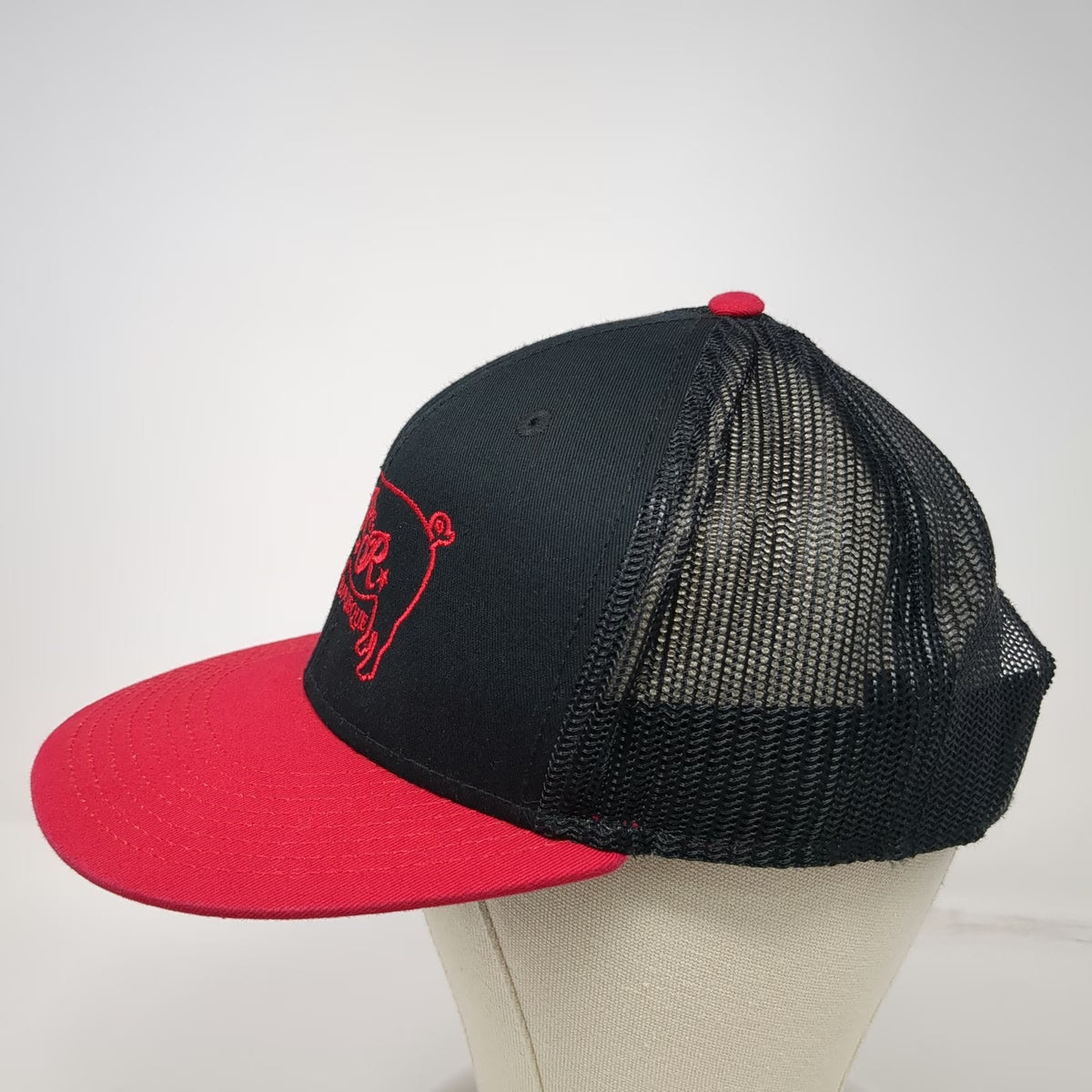 OTTO Trucker Hat Black Red One Size R&R Barbeque Pig Mesh Flat Bill Snapback