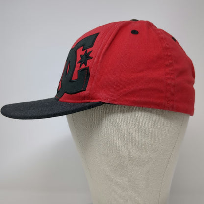 DC Shoes Baseball Cap Red M Flexfit Embroidered Logo Herringbone Brim Skate Hat