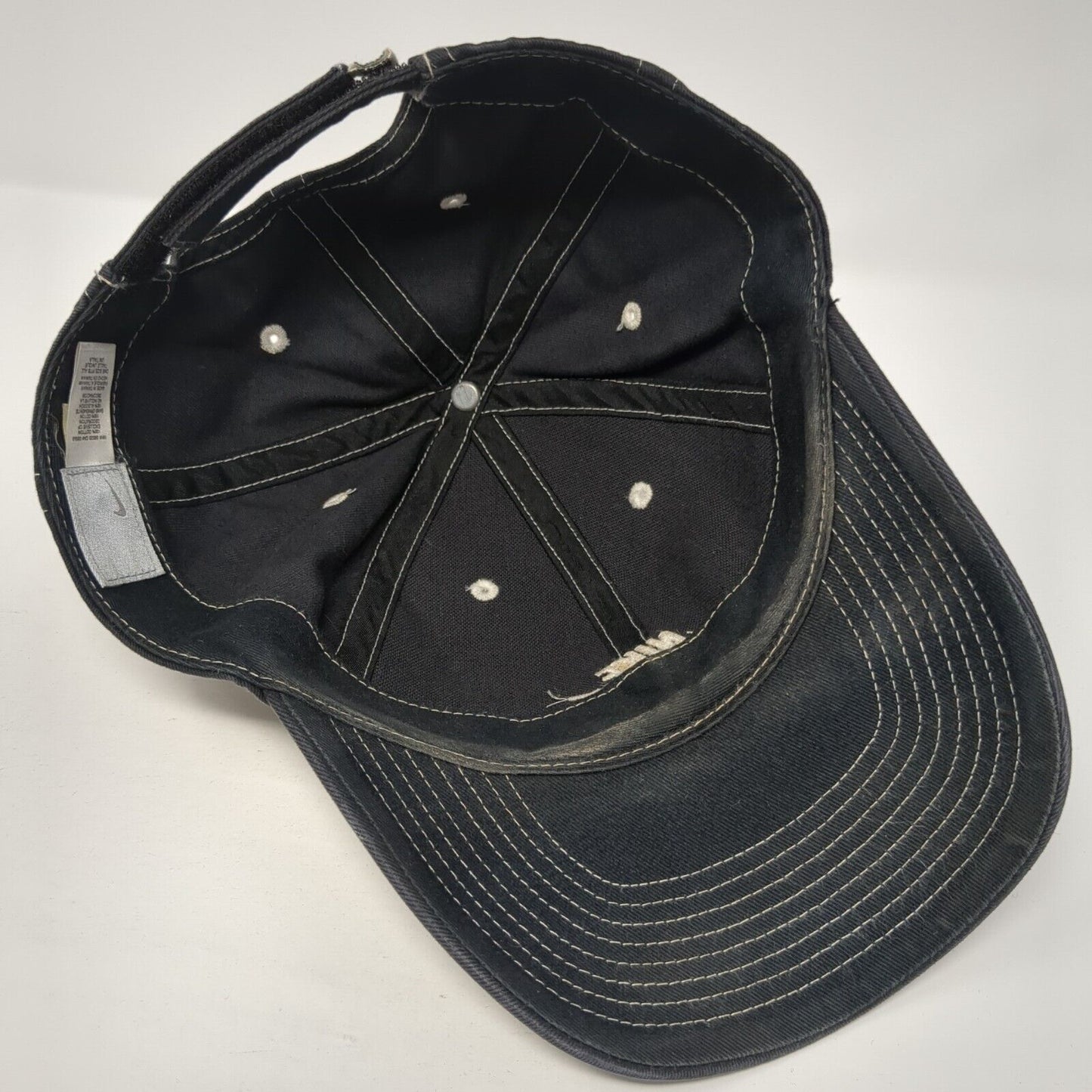 Nike Strapback Hat Black One Size Adjustable Embroidered Swoosh 6 Panel