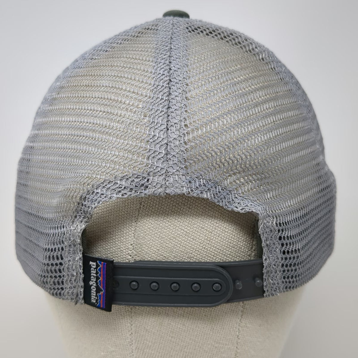 Patagonia Trucker Hat Gray One Size Mesh Snapback Fitz Roy Mountain Logo Hat