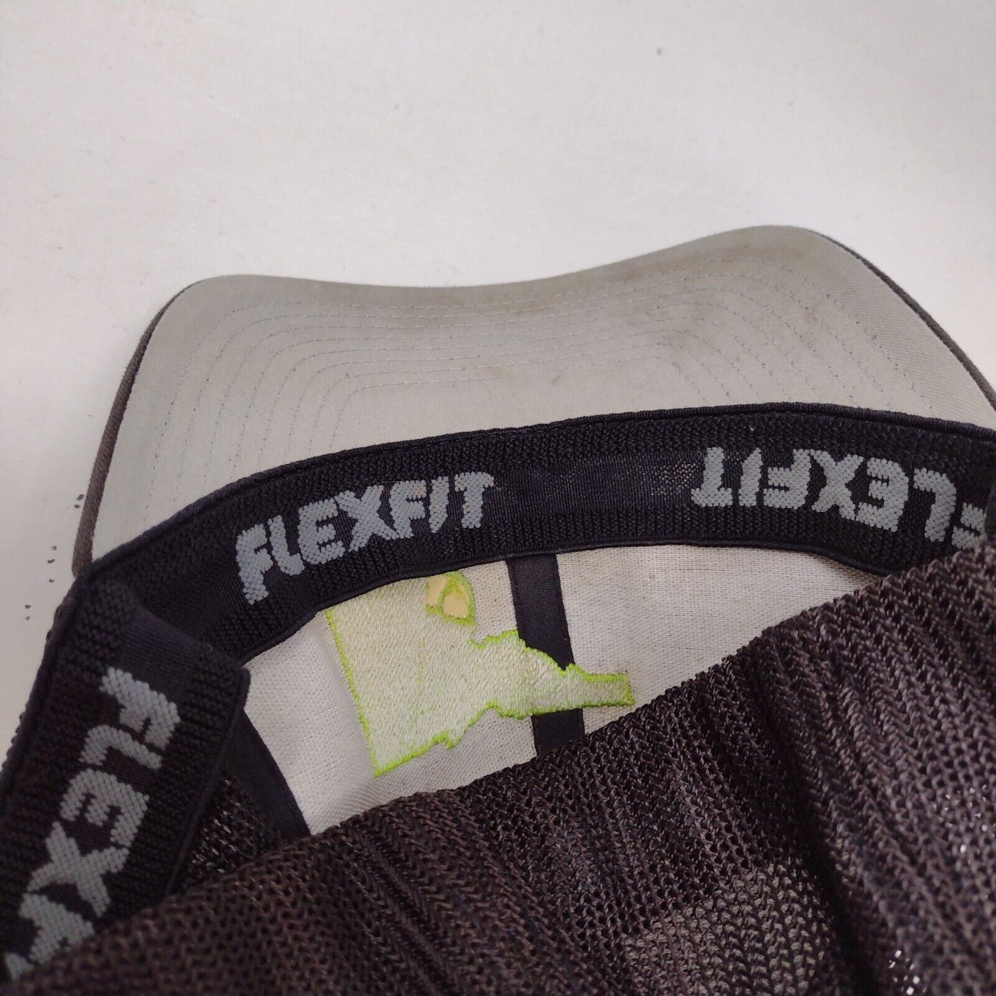 Idaho Gun Fitted Mesh Back Trucker Hat Black OSFA Flexfit Embroidered