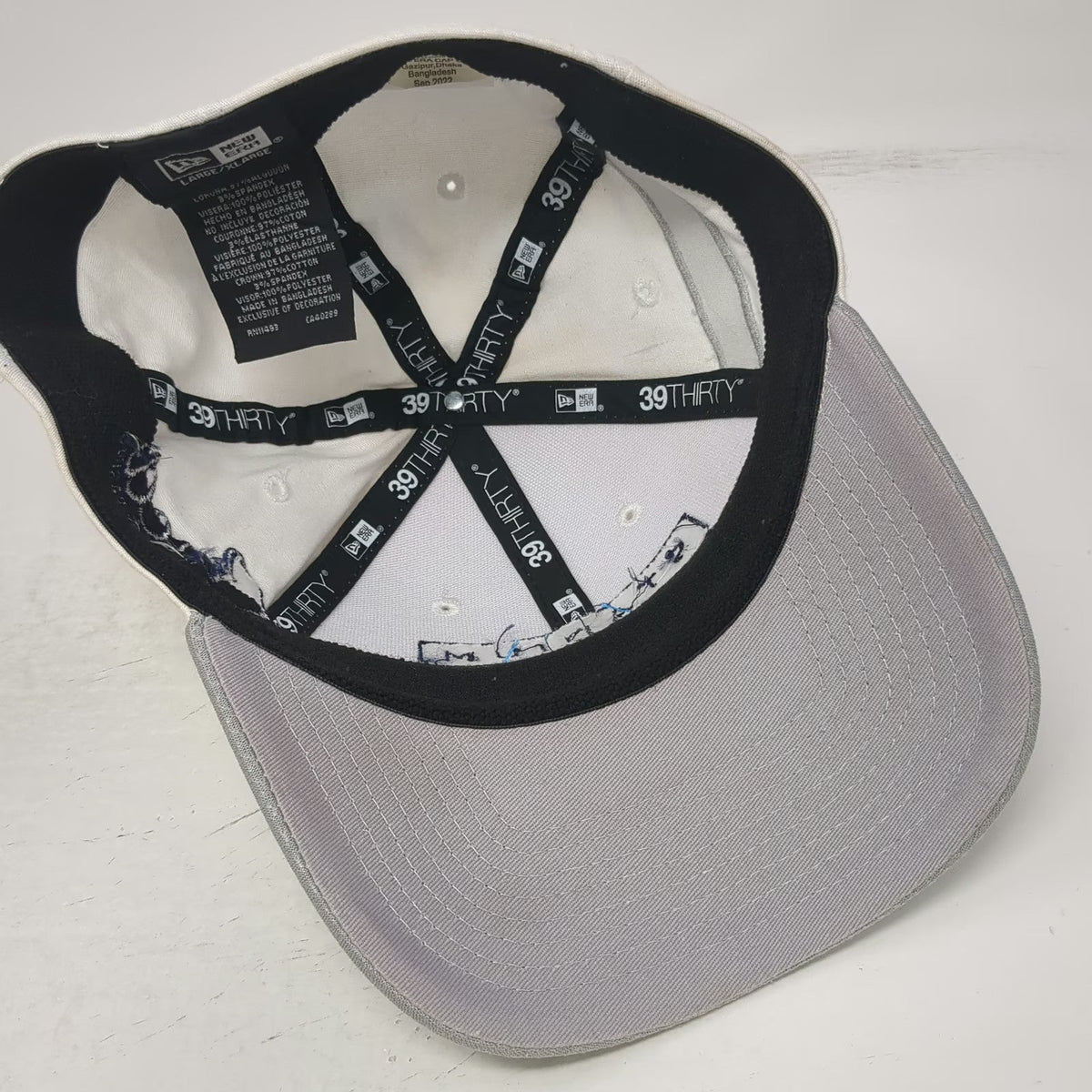 New Era Baseball Cap White XL 39THIRTY Stadium Swim Circa Resort Casino Hat