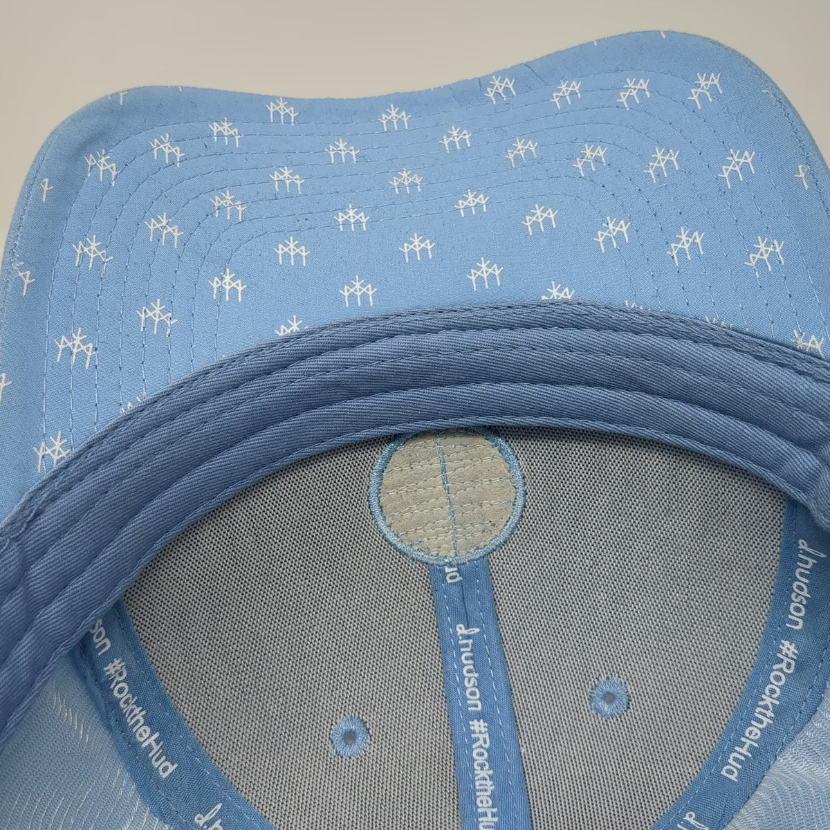 d.hudson Baseball Cap Blue One Size Edgewood Tahoe Golf Performance Logo Hat