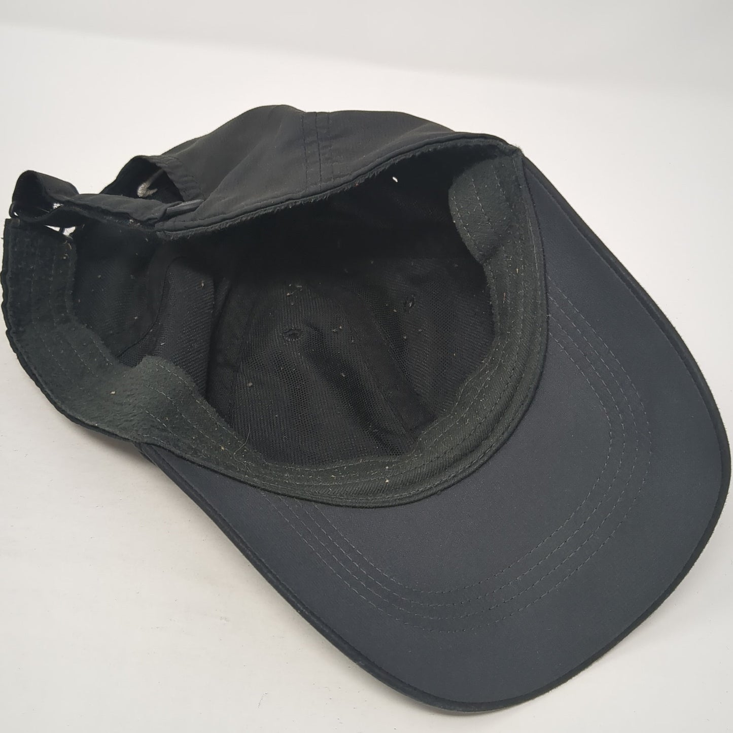 Nike Strapback Baseball Cap Black One Size Adjustable Embroidered Swoosh