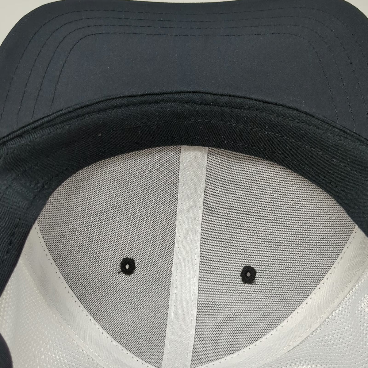 Under Armour Trucker Hat Black One Size Mesh Snapback Diamond Patch Curved Brim