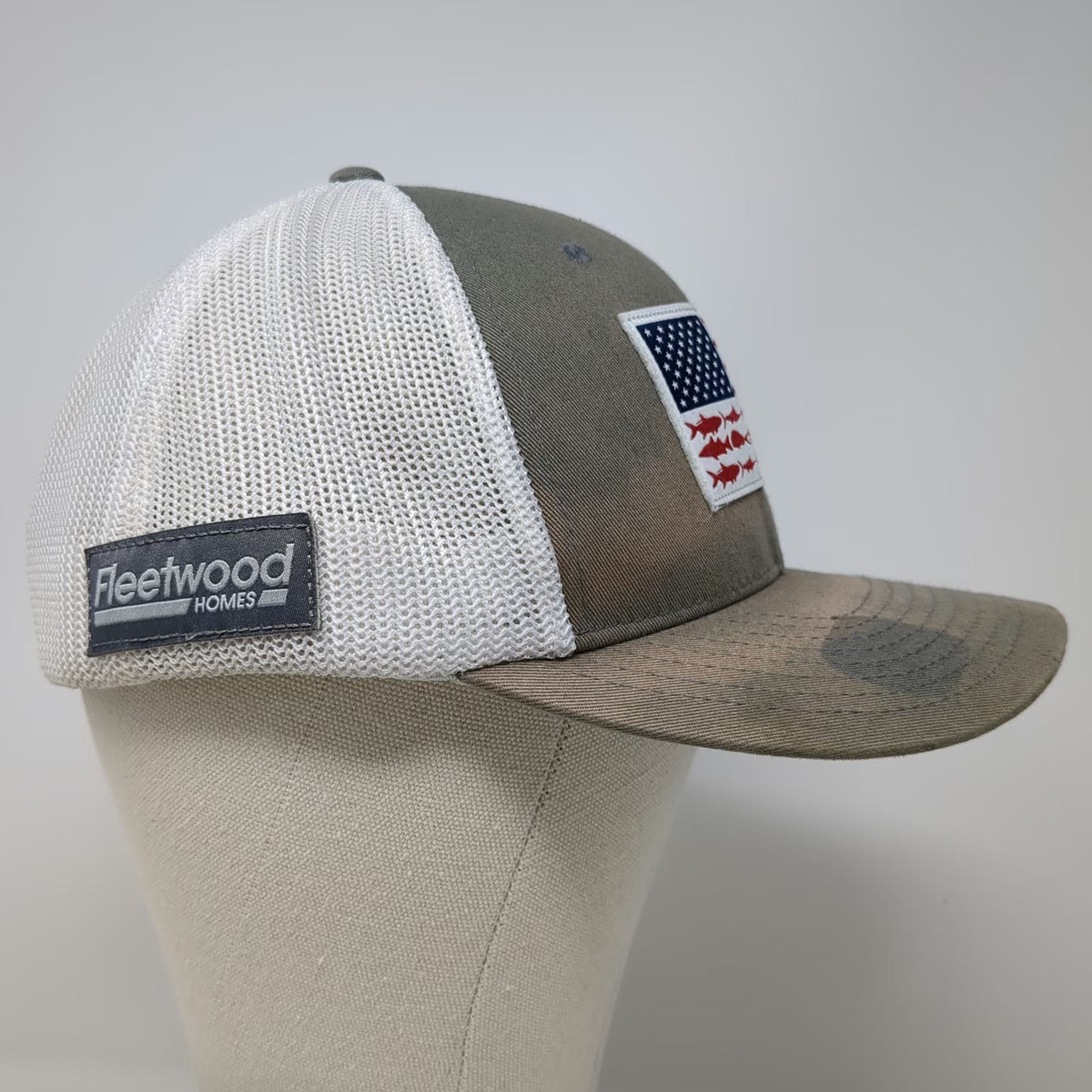 Columbia Baseball Cap Gray Hat XL Fleetwood Homes Fish Flag Mesh Fishing PFG