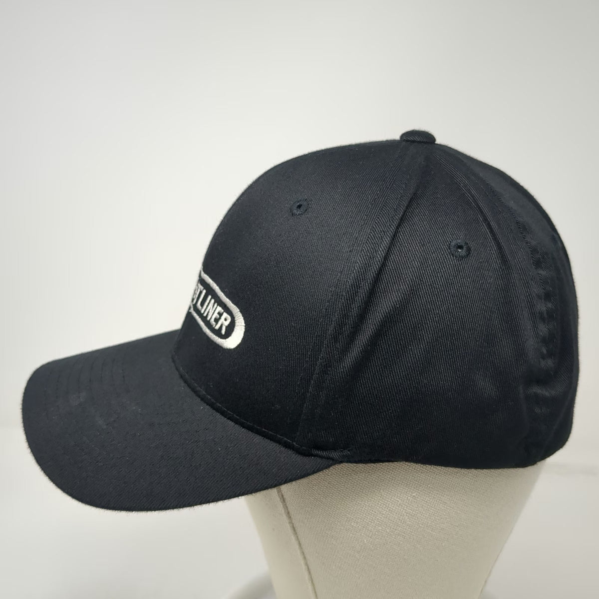 Flexfit Baseball Cap Black XL Freightliner Trucking Logo Embroidered Hat