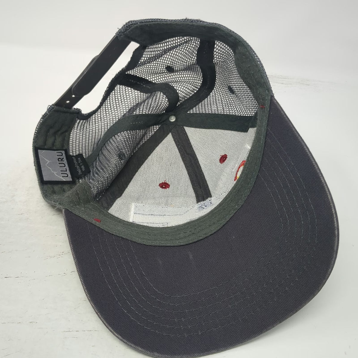 ULURU Trucker Hat Red Gray Blue One Size Colorado Mountains Patch Snapback Mesh