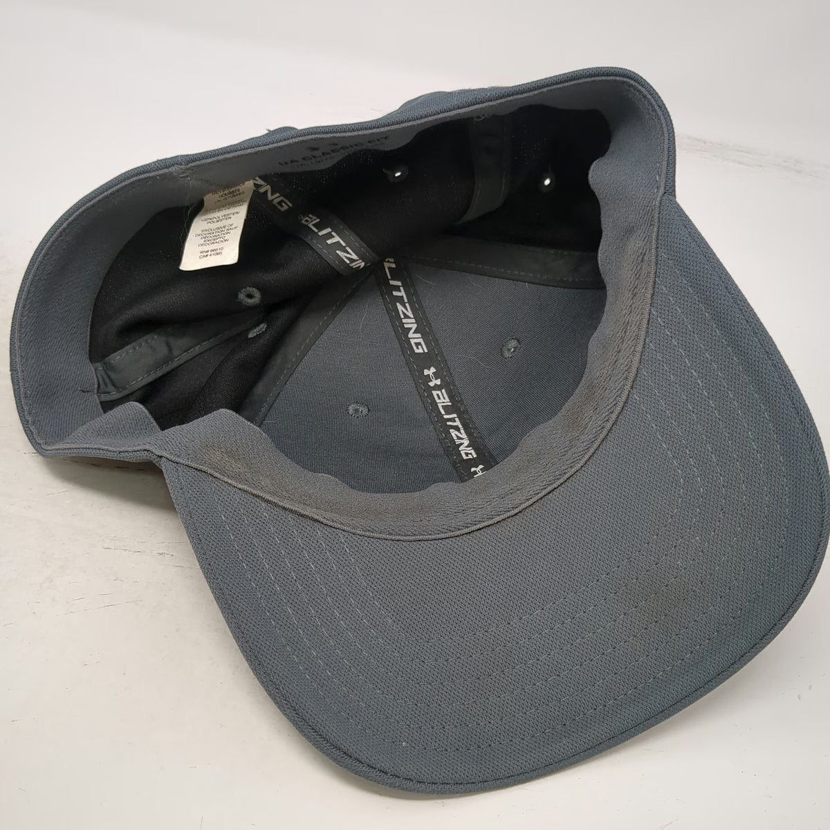 Under Armour Baseball Cap Gray XL Red White Blue Freedom American Flag Logo Hat