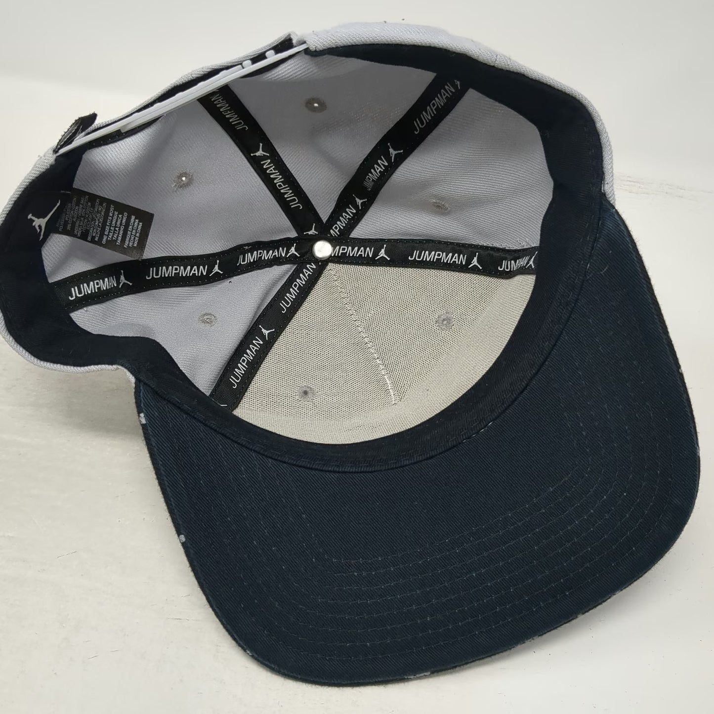Jordan 5 Panel Gray One Size Snapback Paint Splatter Flat Brim Jumpman Logo Hat
