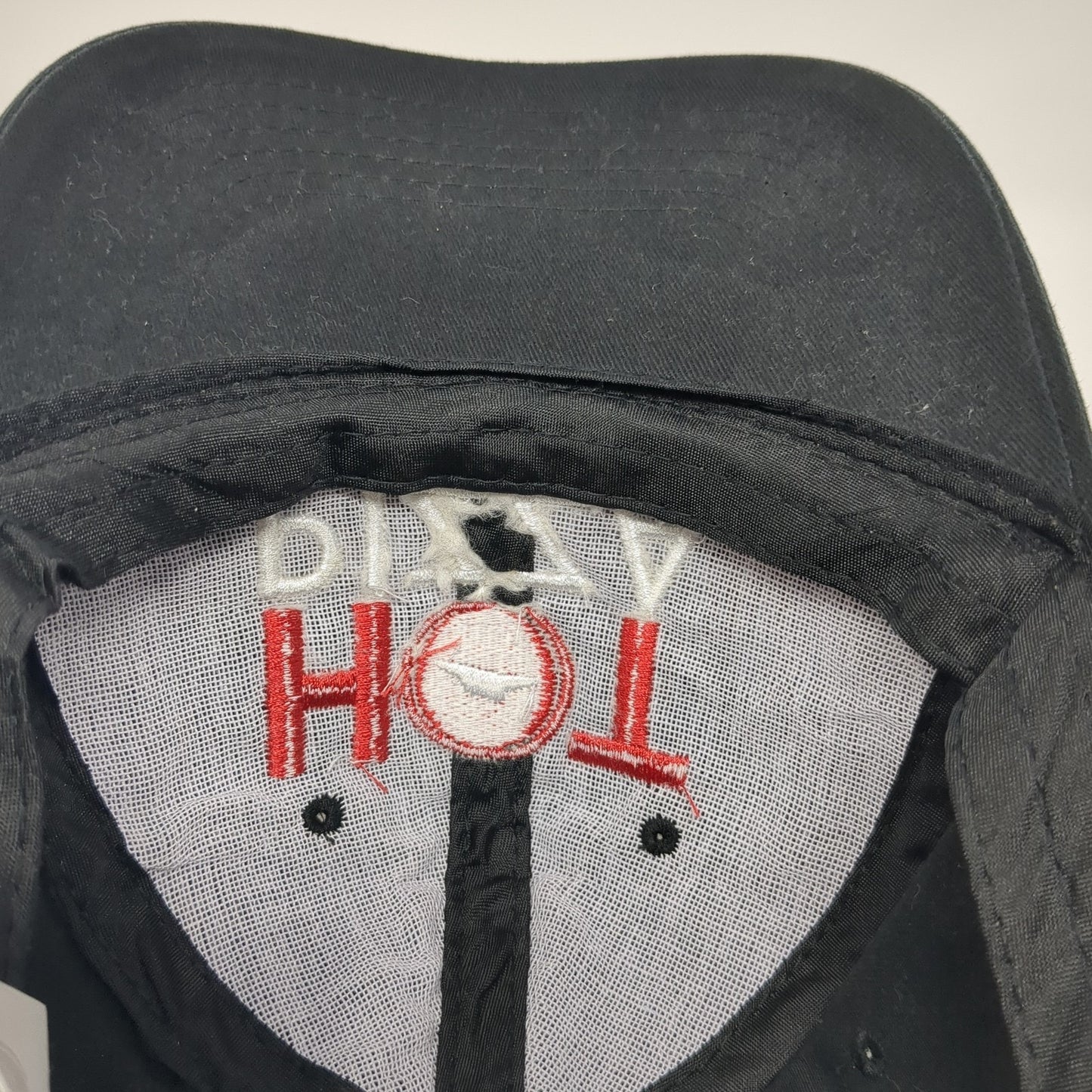 Hot Pizza Strapback Baseball Cap Black One Size Adjustable Embroidered 6 Panel