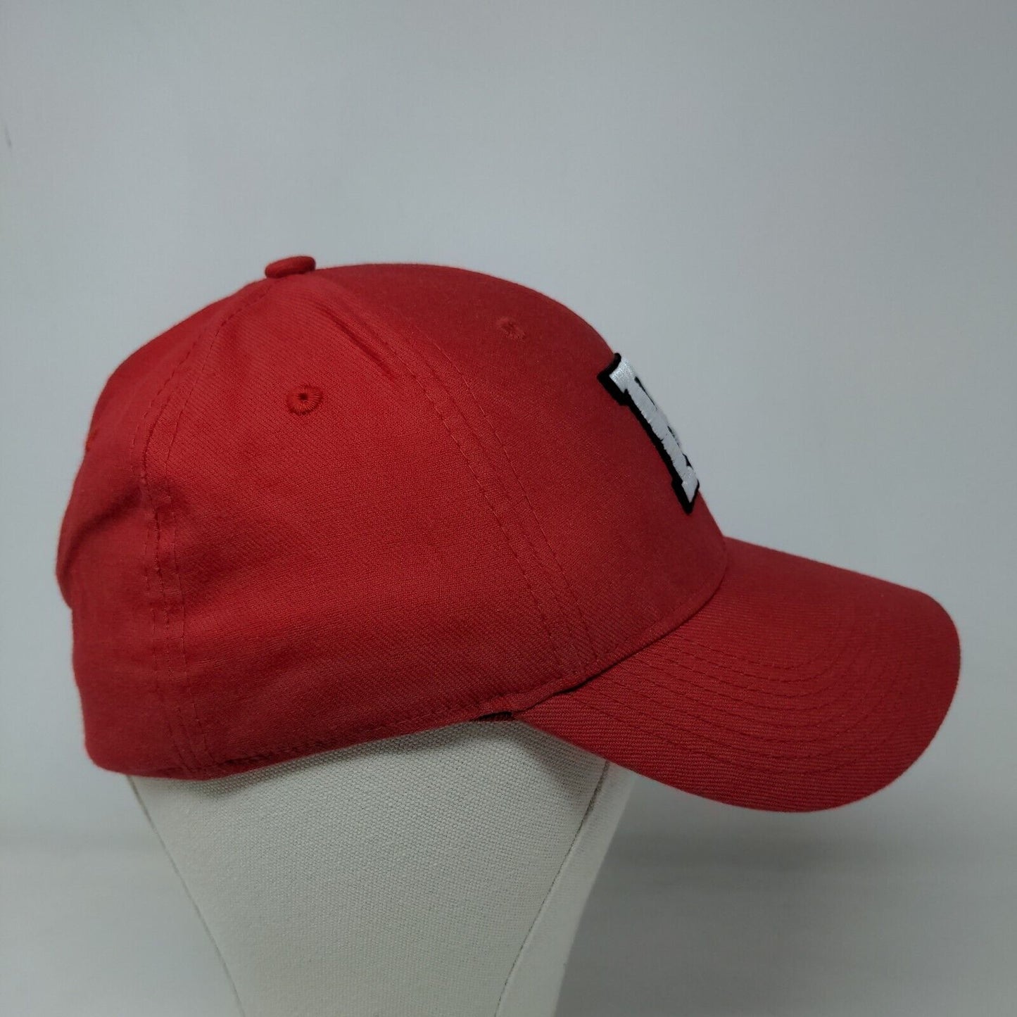 Nike Team Men's Fitted Hat Red Size OSFM Embroidered R Swoosh Logo