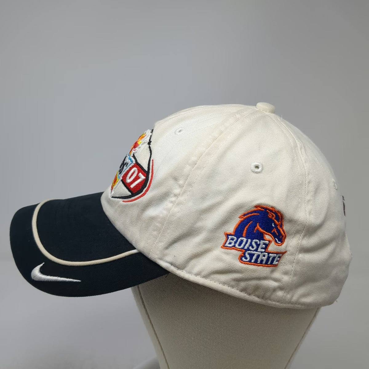 Nike Boise State Broncos NCAA 2007 Fiesta Bowl White OSFM Cap Hat BCS Football