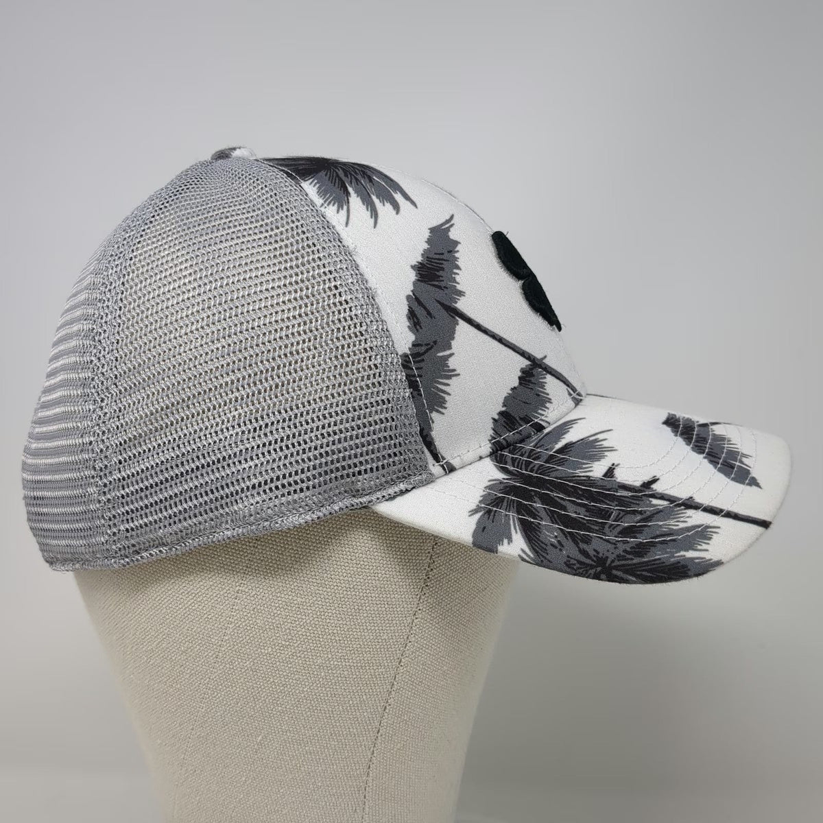 Black Clover Trucker Hat White Gray Palm Tree OSFM Clover Mesh Back Live Lucky