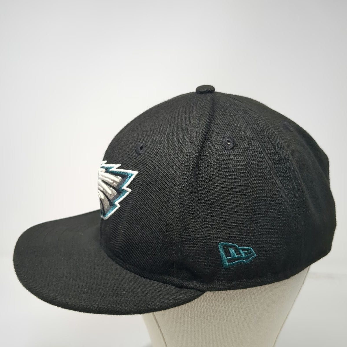 Philadelphia Eagles NFL New Era Snapback Black One Size 9FIFTY Hat Gray Brim