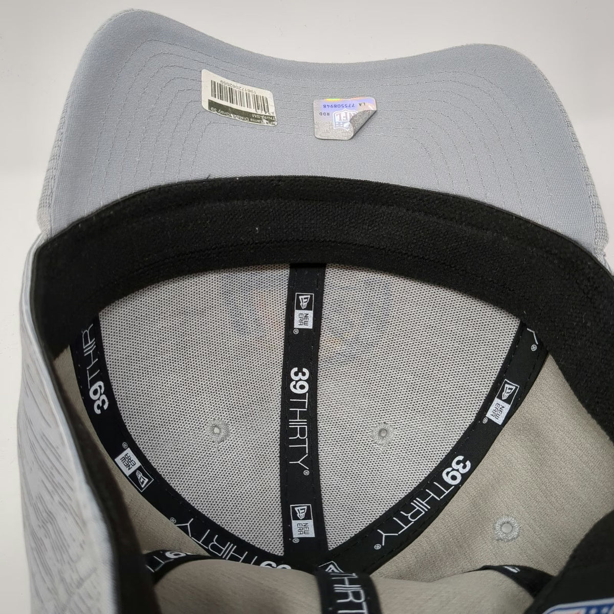 Los Angeles Rams NFL New Era 39THIRTY Gray M Hat Stretch Fit Structured Logo