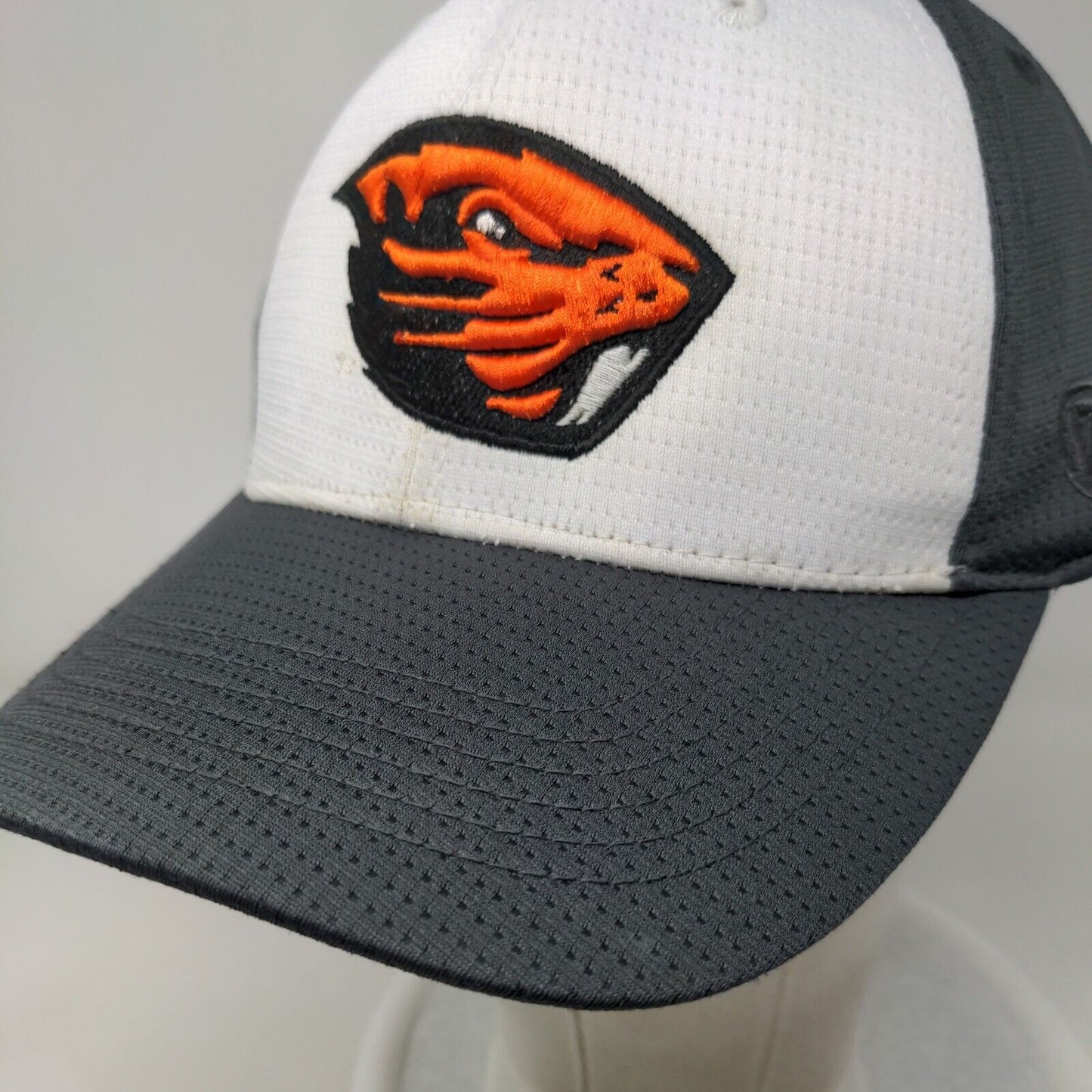 2017 College World Series Fitted Hat Gray One Size Embroidered Tow