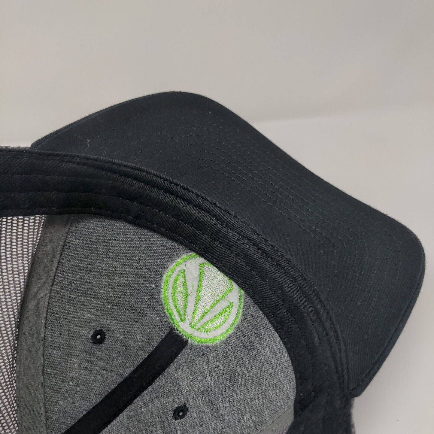 Advisors Excel Snapback Trucker Hat Black OS Adjustable Mesh Back Richardson
