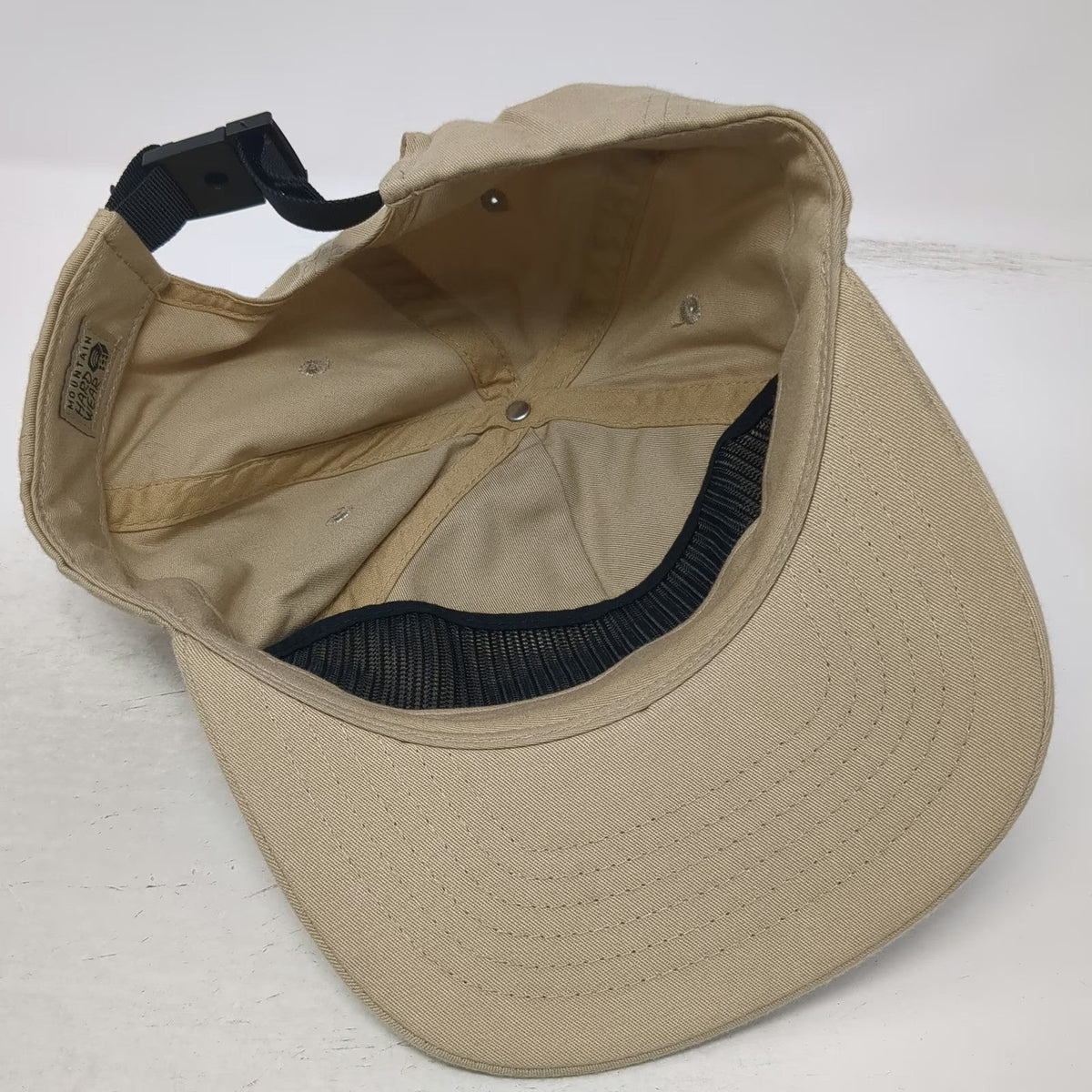 Mountain Hardwear 5 Panel Beige OSFM Strapback Embroidered Logo Nut Graphic hat