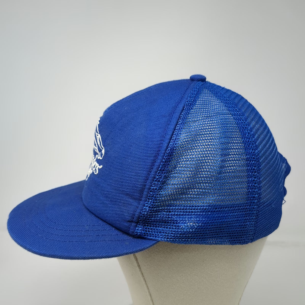 Breeders Cup Horse Racing Blue One Size Trucker Hat Mesh Snapback Embroidered
