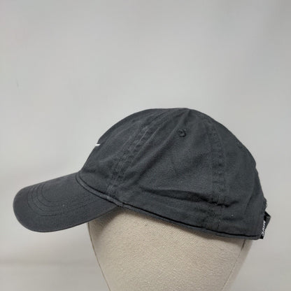 Nike Child Strapback Hat Gray One Size Embroidered Swoosh Logo Just Do It