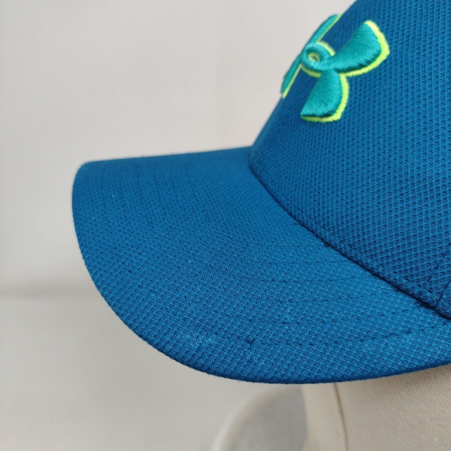 Under Armour Fitted Hat Blue Youth S/M Embroidered Classic Fit Solid