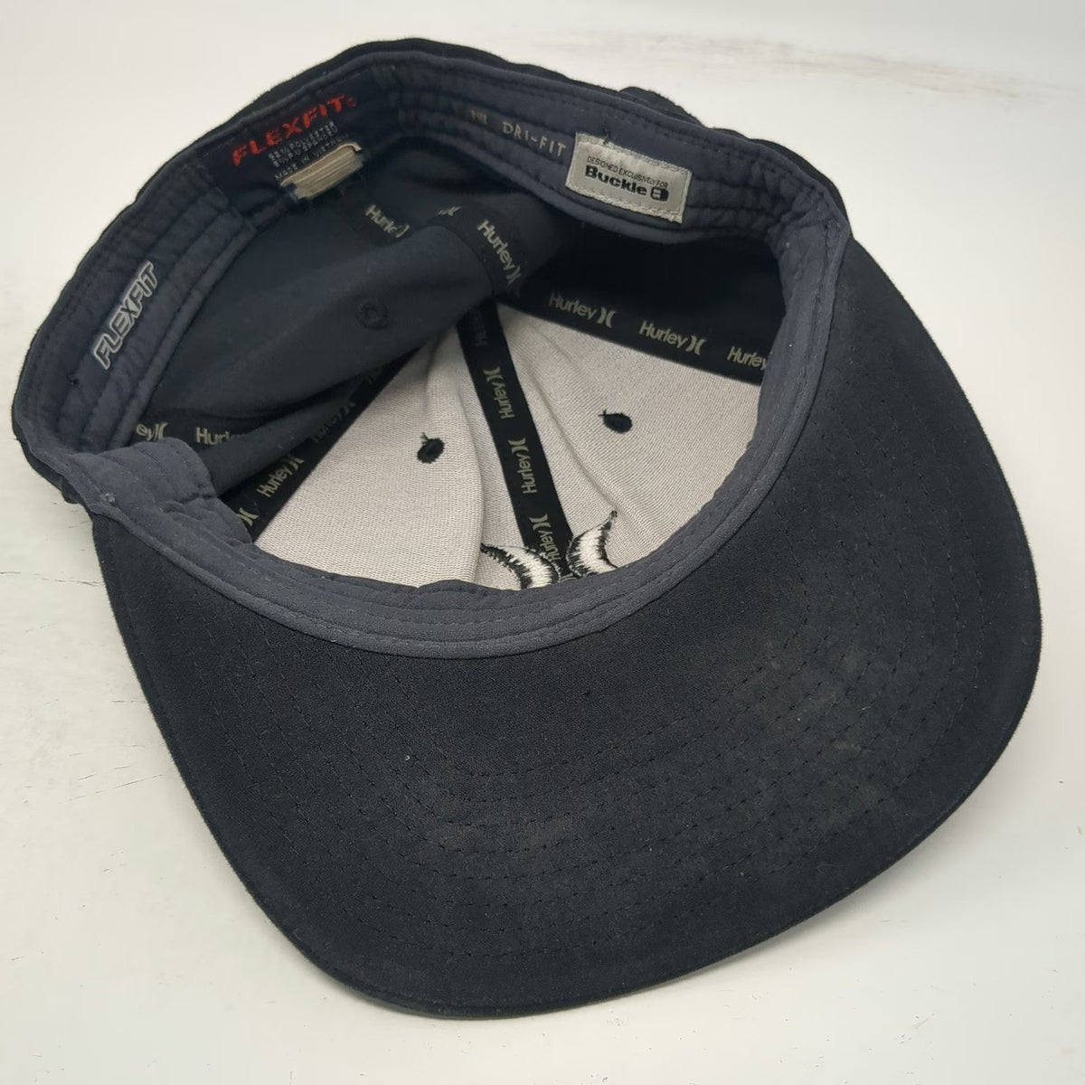 Hurley Baseball Cap Black M Flexfit Dri-FIT Buckle Exclusive Stretch Hat