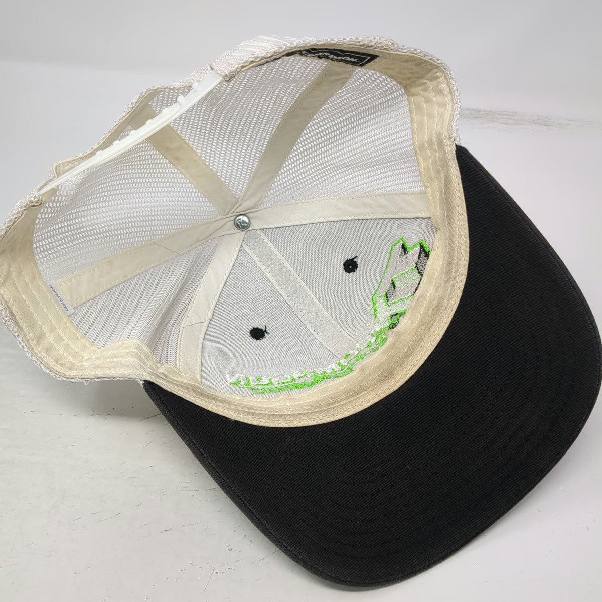 Richardson Trucker Hat Black One Size Snapback Mesh Back Excavation Asphalt Logo