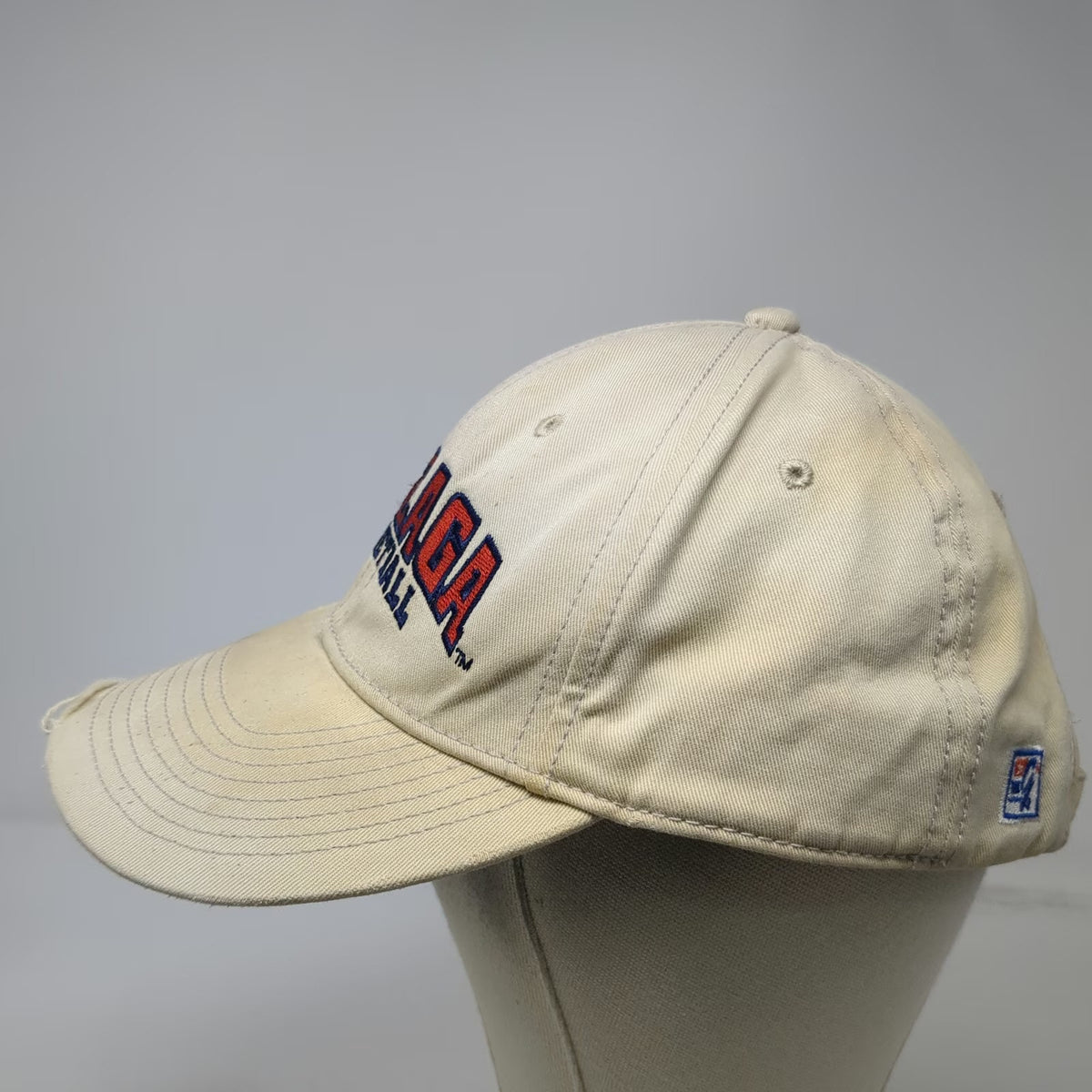 The Game Gonzaga Bulldogs NCAA Basketball Hat Beige One Size Slideback Cotton