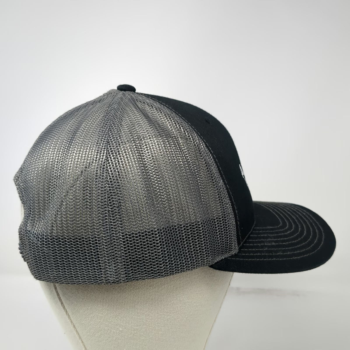 Richardson Trucker Hat Black One Size Mesh Back Snapback Toys For Tots Avimor