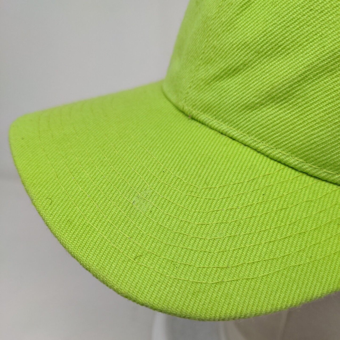 Unbranded Fitted Hat Green 7 1/8 Solid Vent Holes 6 Panel Blank
