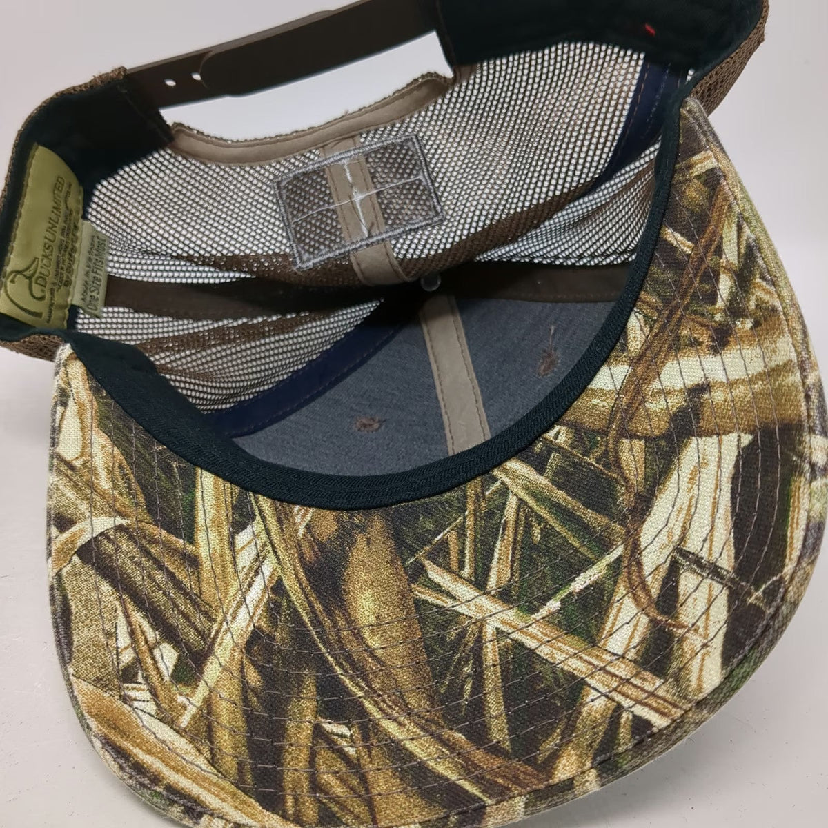Ducks Unlimited Trucker Hat Brown Camo One Size Mesh Snapback Flag Duck Logo