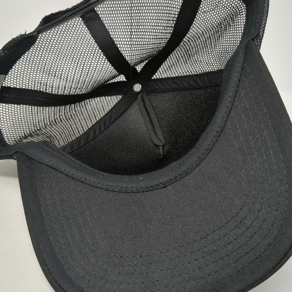 Trucker Hat Black One Size Snapback Mesh 5 Panel Rope Logo Graphic