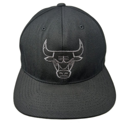 Mitchell & Ness Chicago Bulls NBA Black Snapback Hat One Size Flat Brim Logo