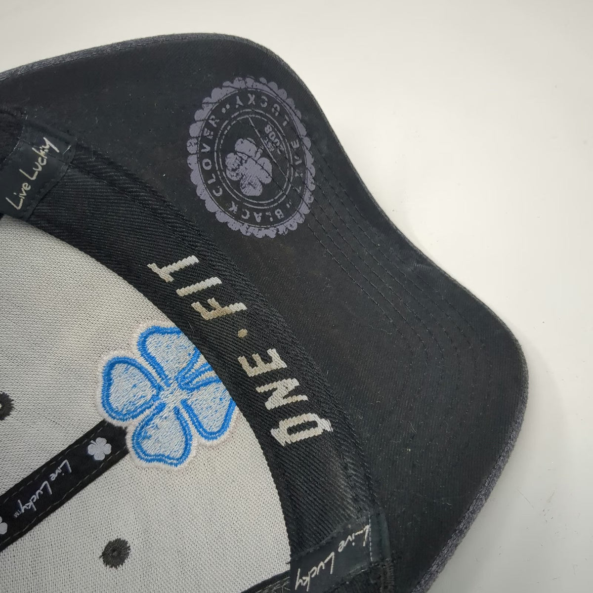 Black Clover Baseball Cap Gray Blue White XL Stretch Fit Clover Luck Logo Hat
